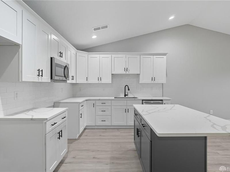 25 Timber Creek Drive, Carlisle, OH 45005 Photo 8