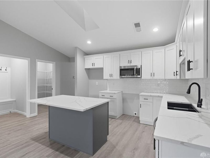 25 Timber Creek Drive, Carlisle, OH 45005 Photo 9