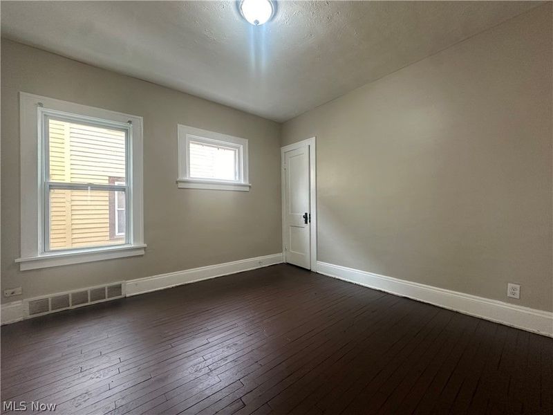 485 E 149th Street, Unit Dn/Up, Cleveland, OH 44110 Photo 9