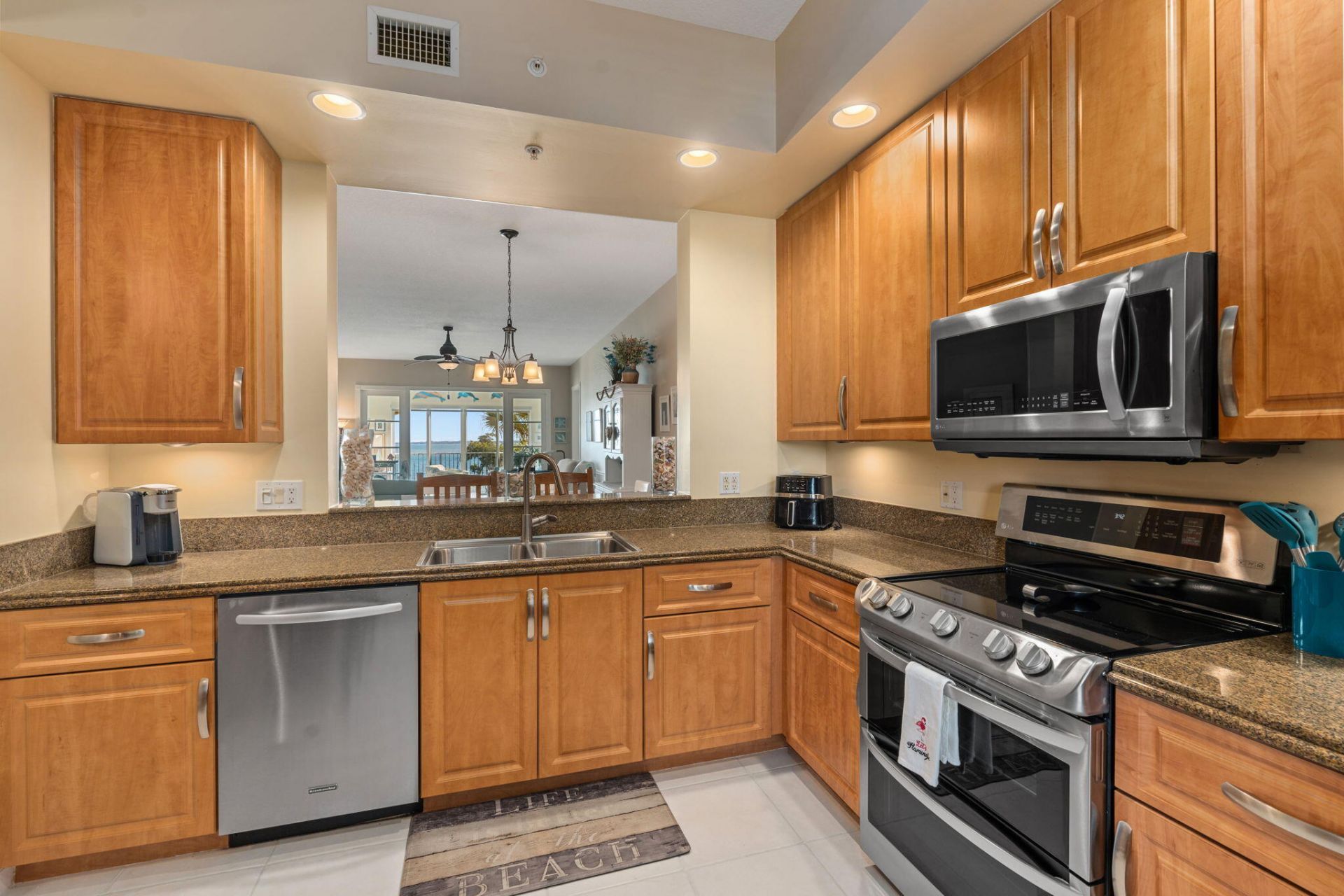 27 Harbour Isle Drive W, Unit 203, Hutchinson Island, FL 34949 Photo