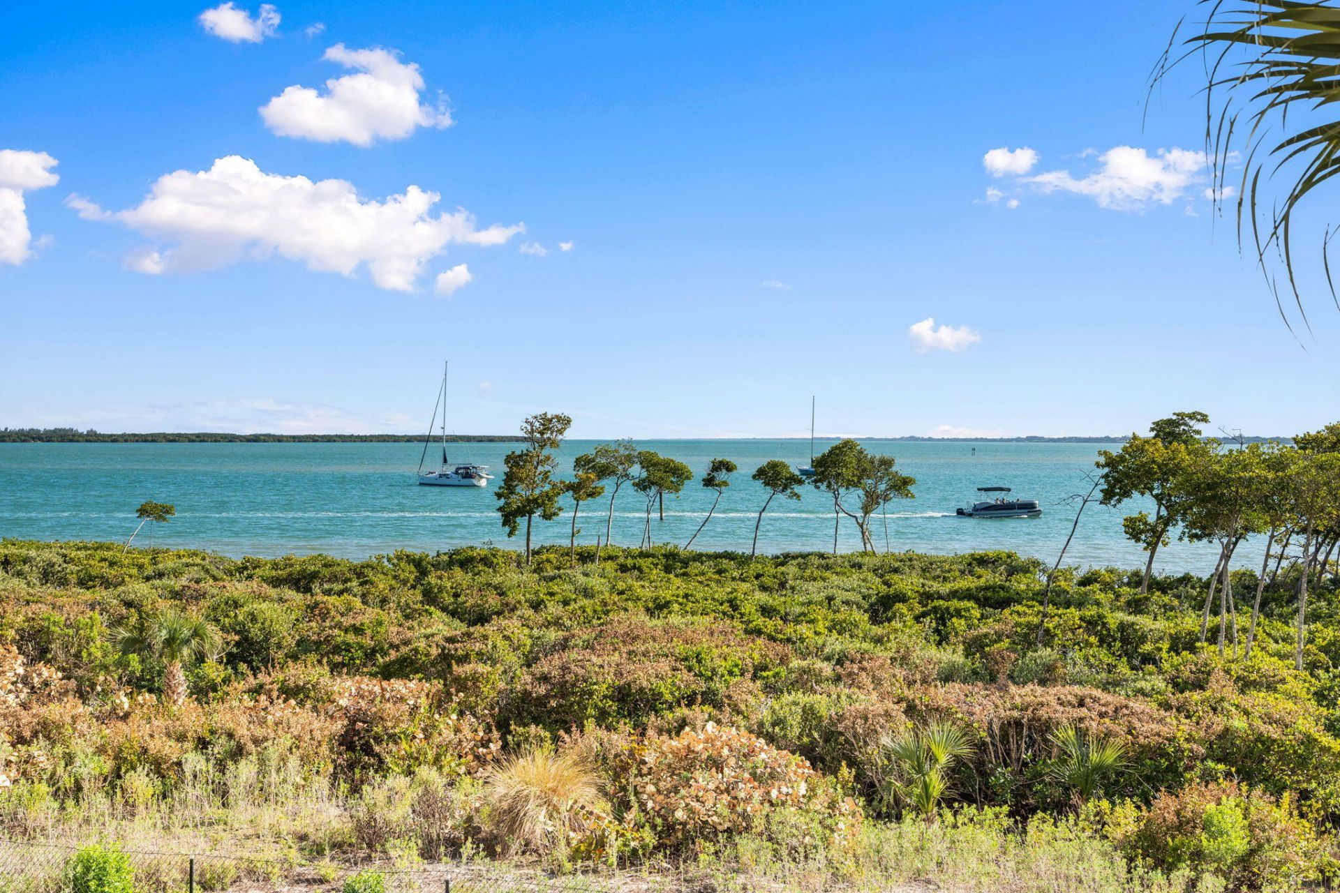 27 Harbour Isle Drive W, Unit 203, Hutchinson Island, FL 34949 Photo