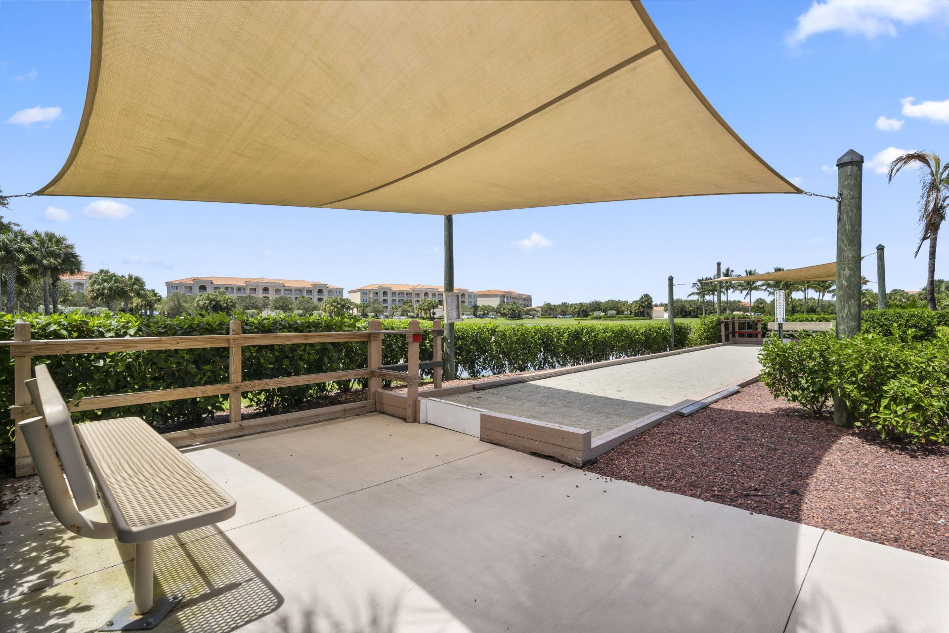 27 Harbour Isle Drive W, Unit 203, Hutchinson Island, FL 34949 Photo