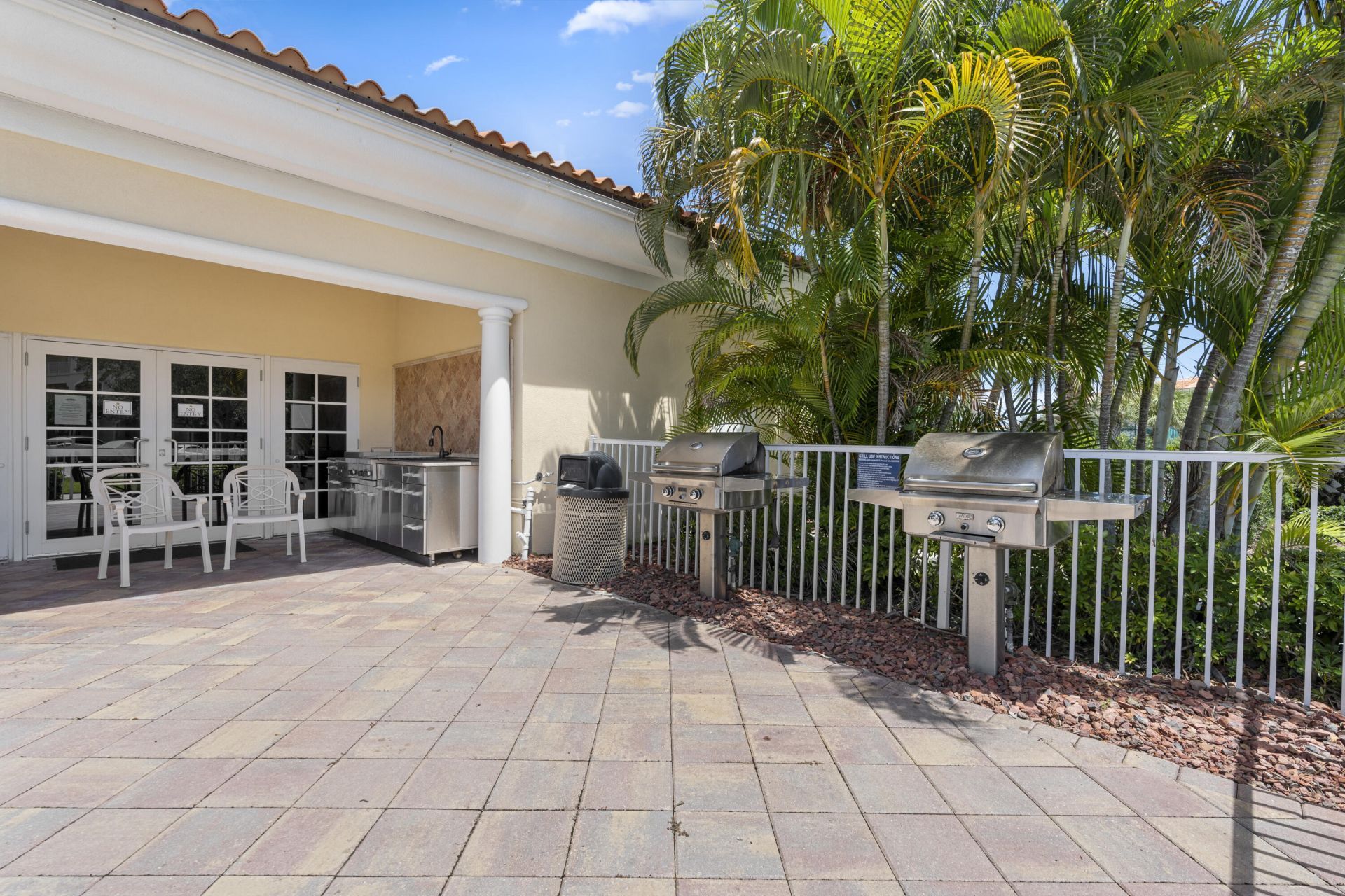 27 Harbour Isle Drive W, Unit 203, Hutchinson Island, FL 34949 Photo