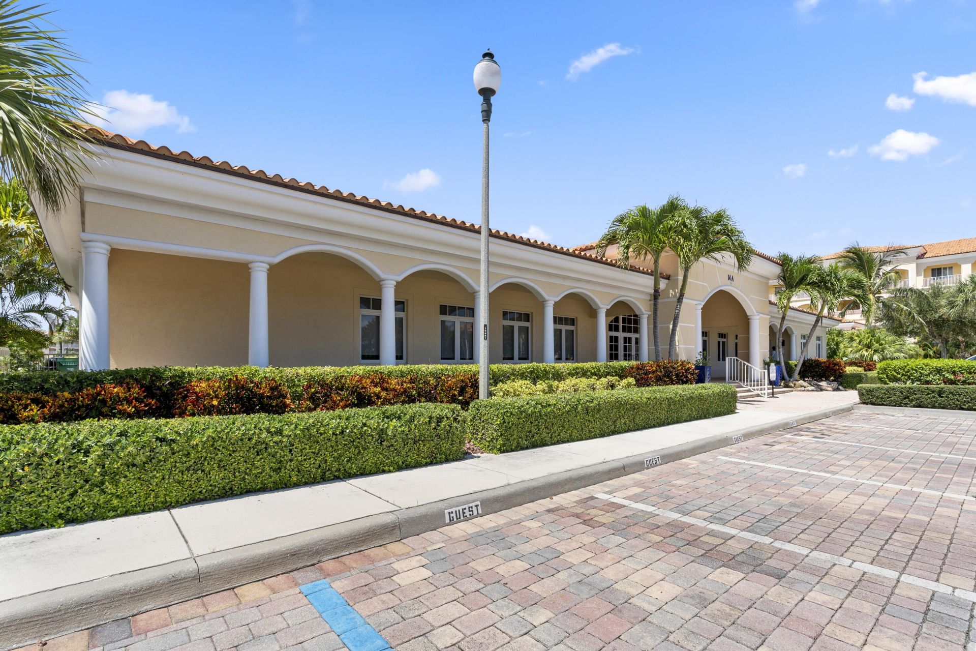 27 Harbour Isle Drive W, Unit 203, Hutchinson Island, FL 34949 Photo