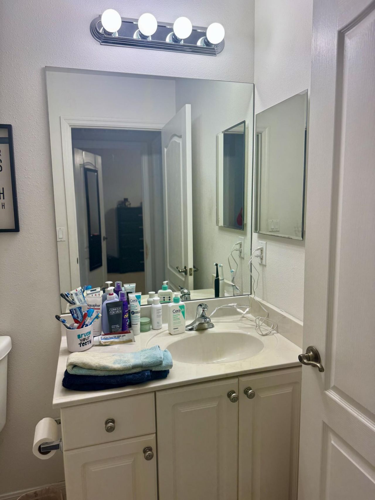 2096 SE Labelle Drive, Port Saint Lucie, FL 34952 Photo