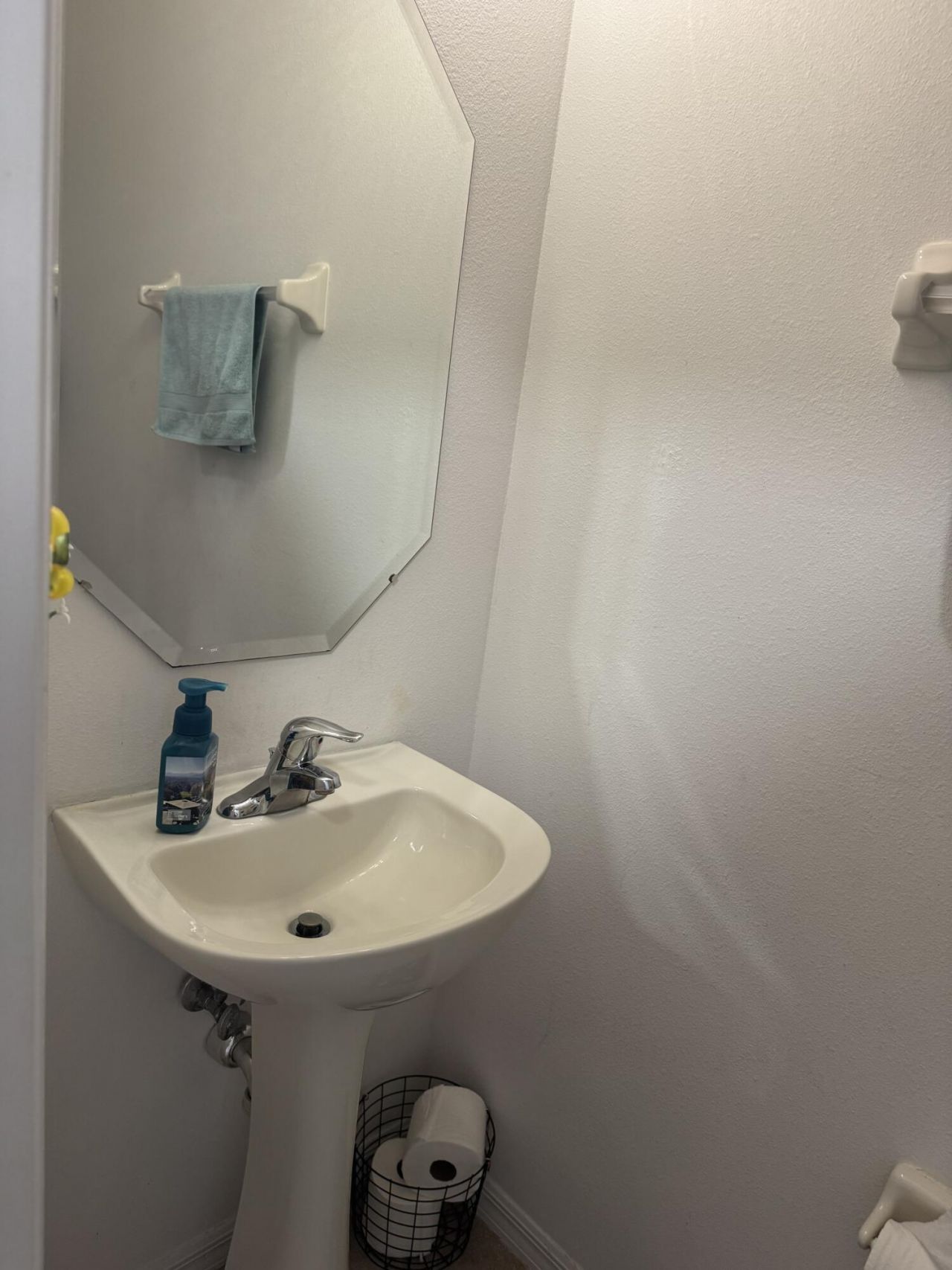 2096 SE Labelle Drive, Port Saint Lucie, FL 34952 Photo