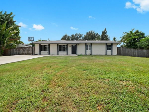 5191 SW 188th Avenue, Southwest Ranches, FL 33332