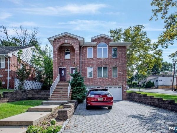 470 Chestnut Street B, RIDGEFIELD, NJ 07657