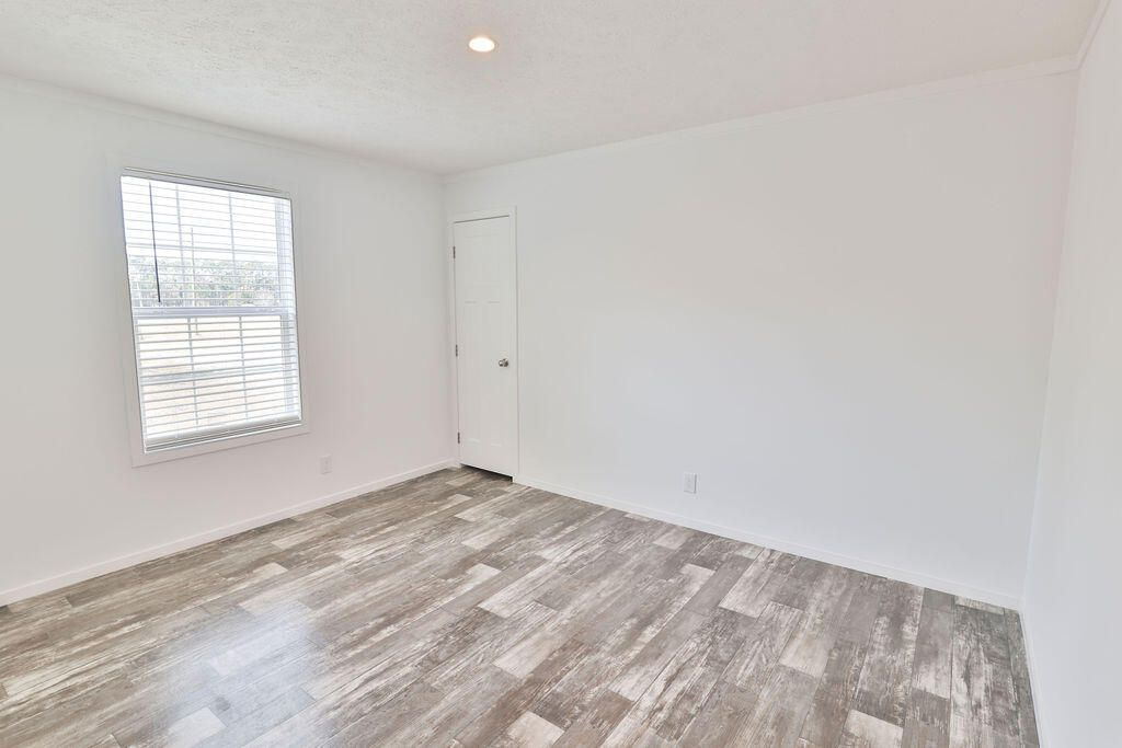 1020 Universal Circle Photo 20