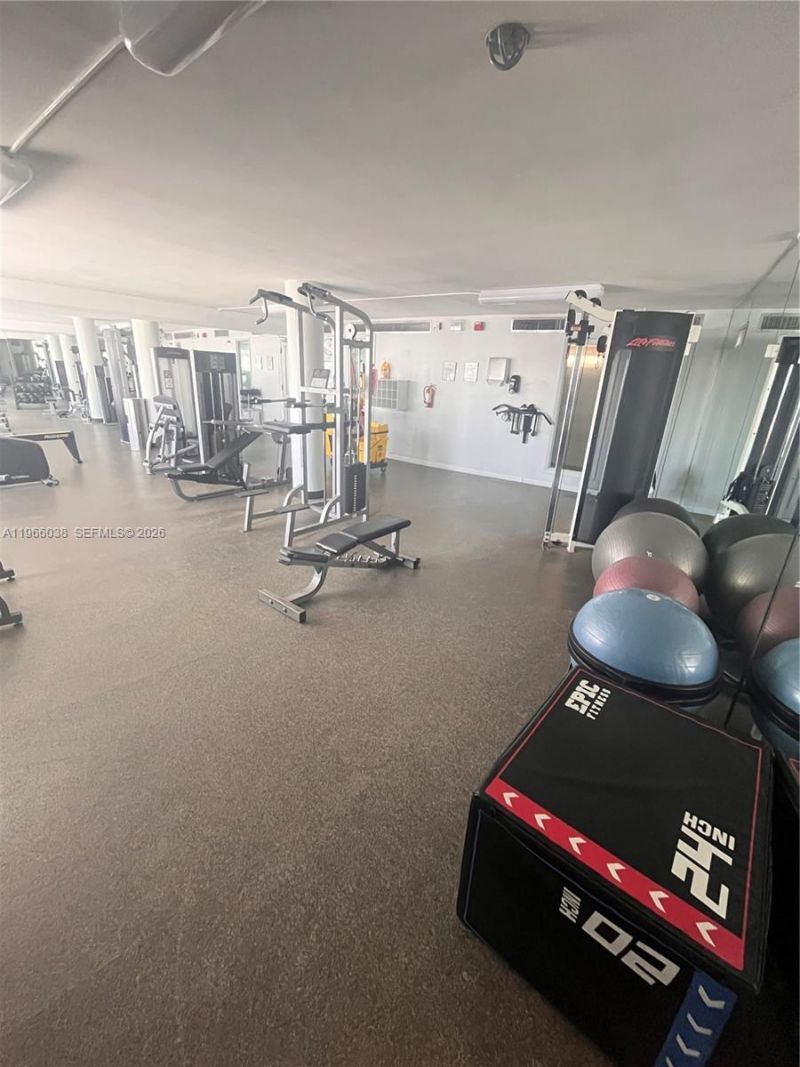 900 Bay Dr, Unit 207, Miami Beach, FL 33141 Photo