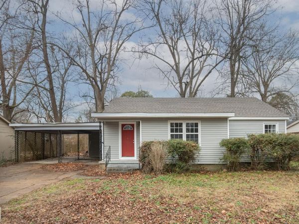 1305 Holly Street, Jonesboro, AR 72401