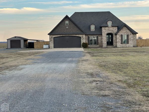 422 W State Street, Caraway, AR 72419