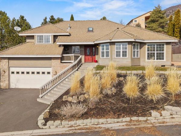 5615 Basin View Drive, Klamath Falls, OR 97603