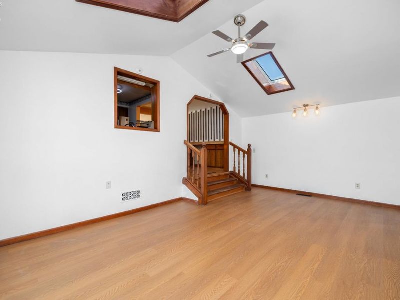 757 W Martin Ave., Amherst, OH 44001 Photo 14