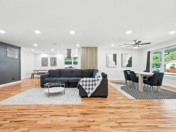 1009 Walnut Street, Irving, TX 75060