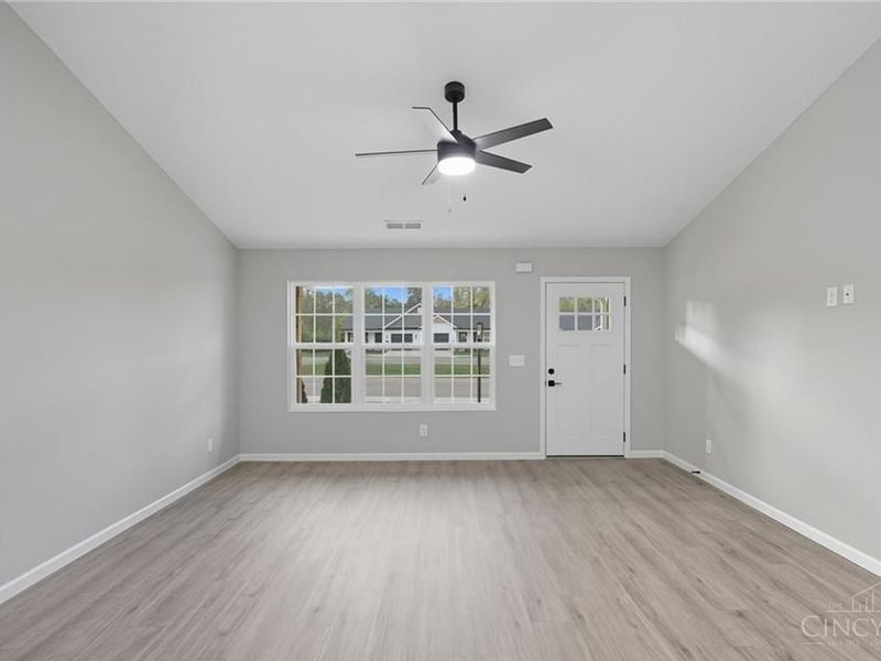 25 Timber Creek Drive, Carlisle, OH 45005 Photo 5