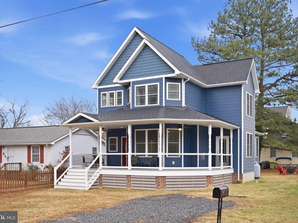 126 4TH STREET, COLONIAL BEACH, VA 22443