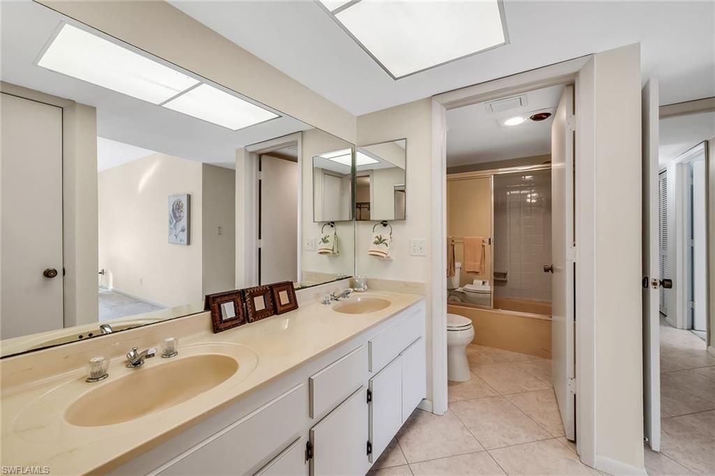 881 Panama Ct, Unit 202, Marco Island, FL 34145 Photo