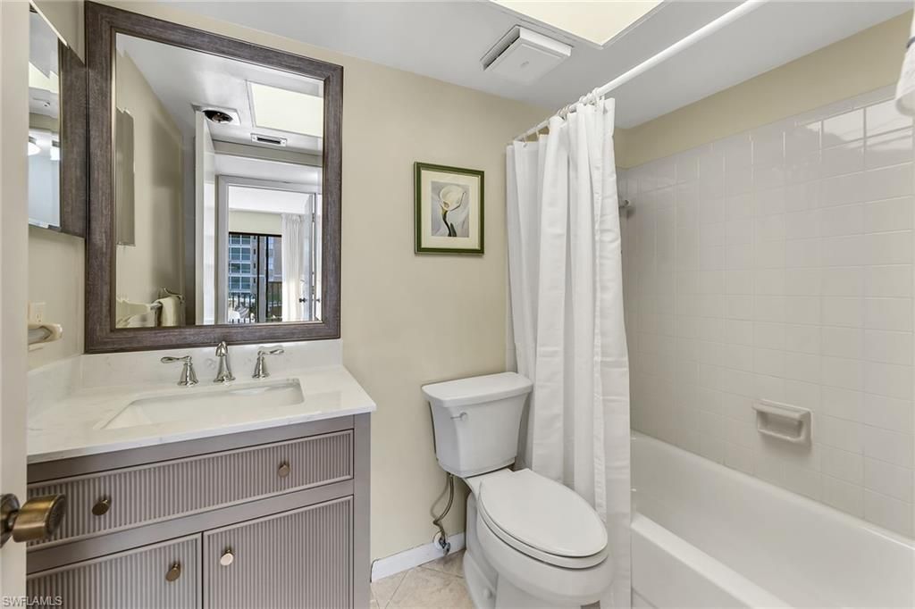 881 Panama Ct, Unit 202, Marco Island, FL 34145 Photo