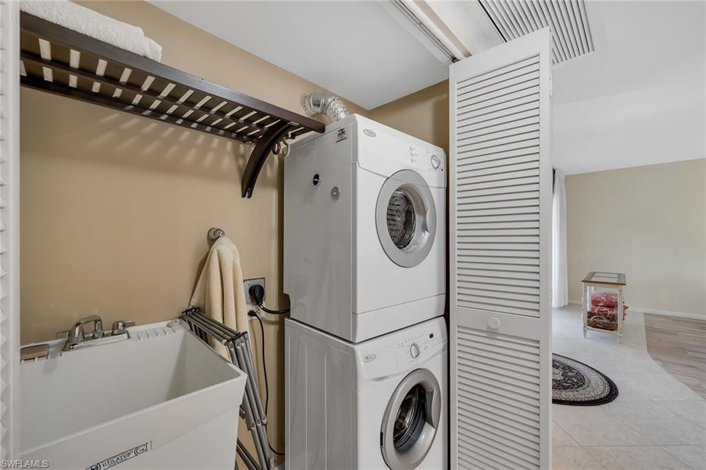 881 Panama Ct, Unit 202, Marco Island, FL 34145 Photo
