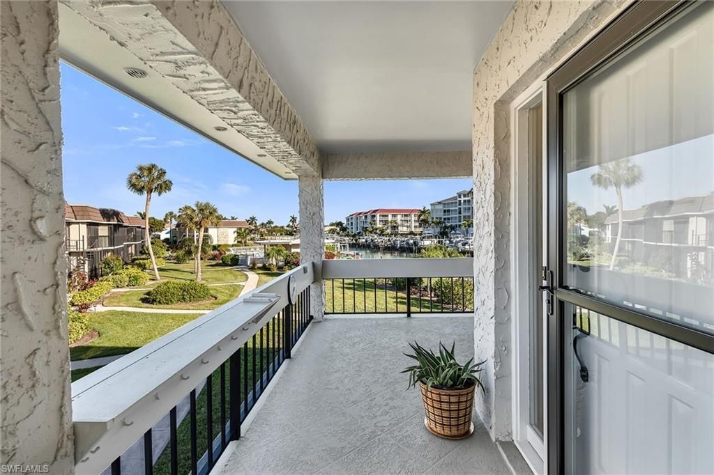 881 Panama Ct, Unit 202, Marco Island, FL 34145 Photo