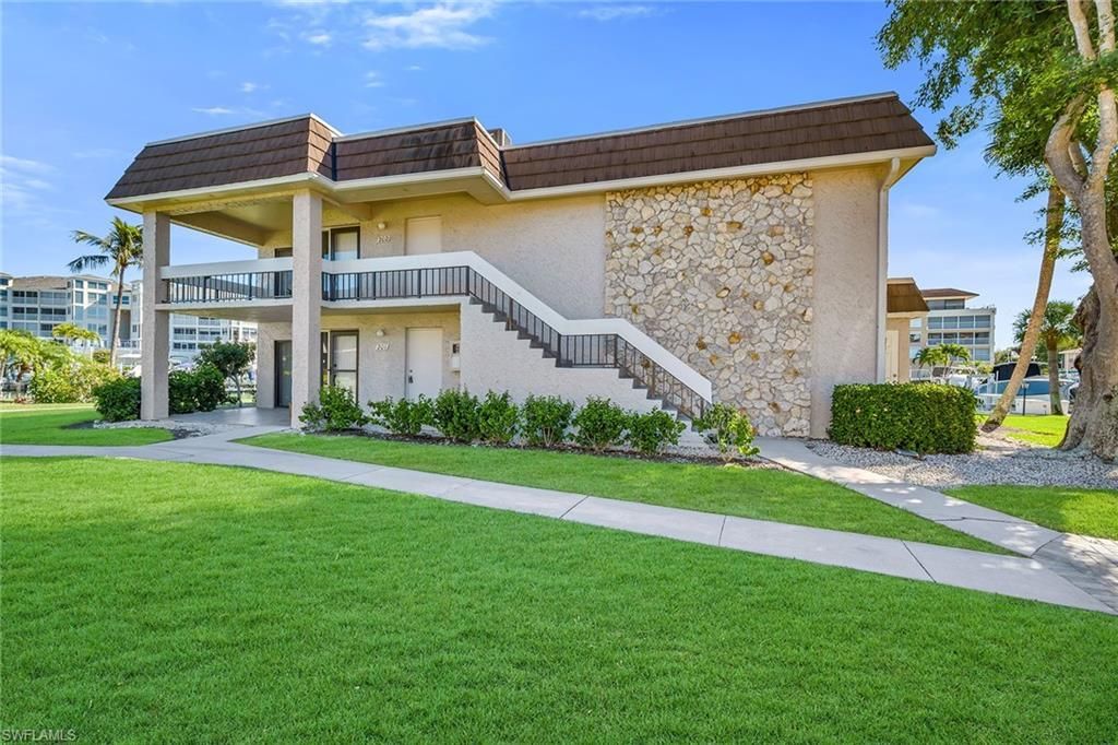 881 Panama Ct, Unit 202, Marco Island, FL 34145 Photo