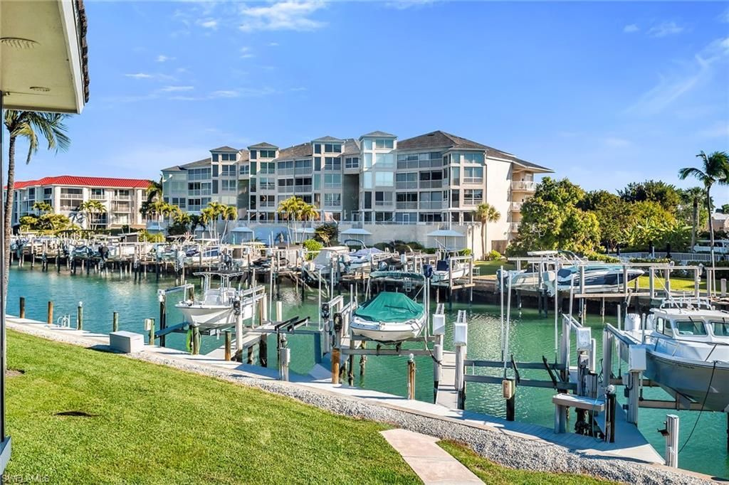 881 Panama Ct, Unit 202, Marco Island, FL 34145 Photo