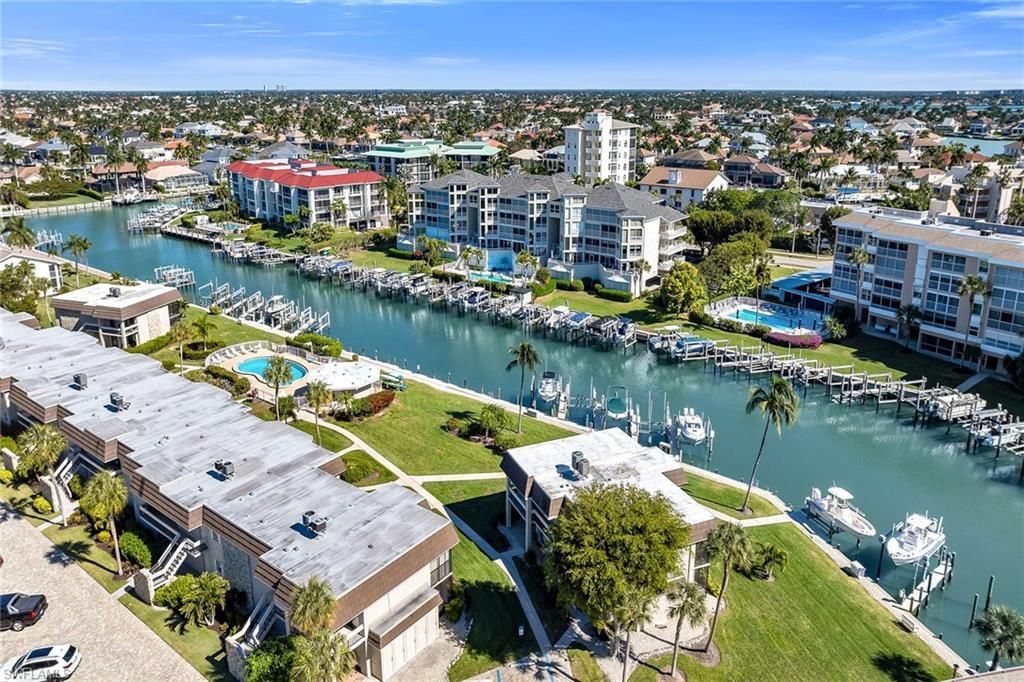 881 Panama Ct, Unit 202, Marco Island, FL 34145 Photo