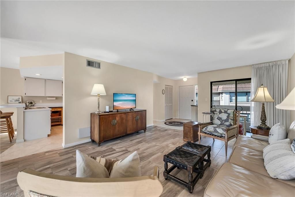 881 Panama Ct, Unit 202, Marco Island, FL 34145 Photo