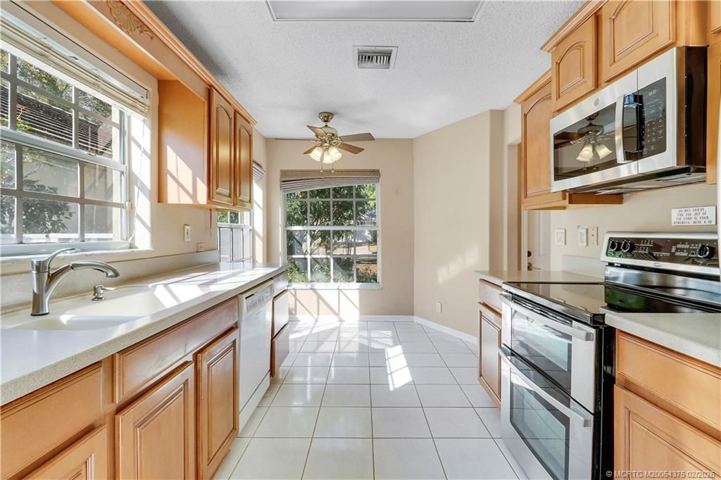 2086 SW Olympic Club Terrace, Palm City, FL 34990 Photo