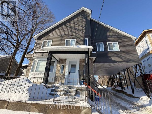 838 St. Laurent Boulevard, Unit #2, Ottawa, ON K1K3A9