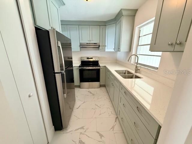 420 Firehouse Court, Unit 10, Longboat Key, FL 34228 Photo