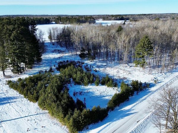 3174 County 5 NW, Hackensack, MN 56452