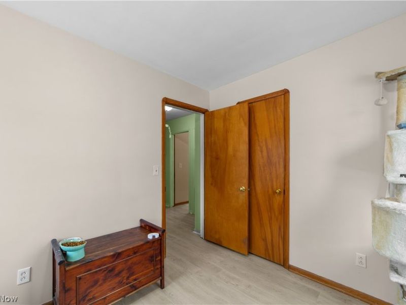 6370 Stratford Drive, Cleveland, OH 44130 Photo 18