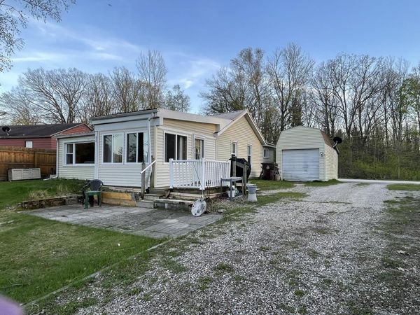 761 S Coolidge Drive, Six Lakes, MI 48886