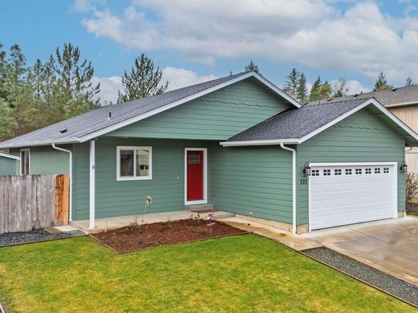 223 Cedar Brook Lane, Cave Junction, OR 97523