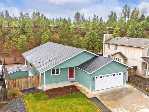 223 Cedar Brook Lane, Cave Junction, OR 97523