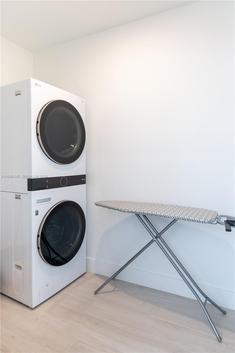 1420 SW 17th St , Miami, FL 33145 Photo