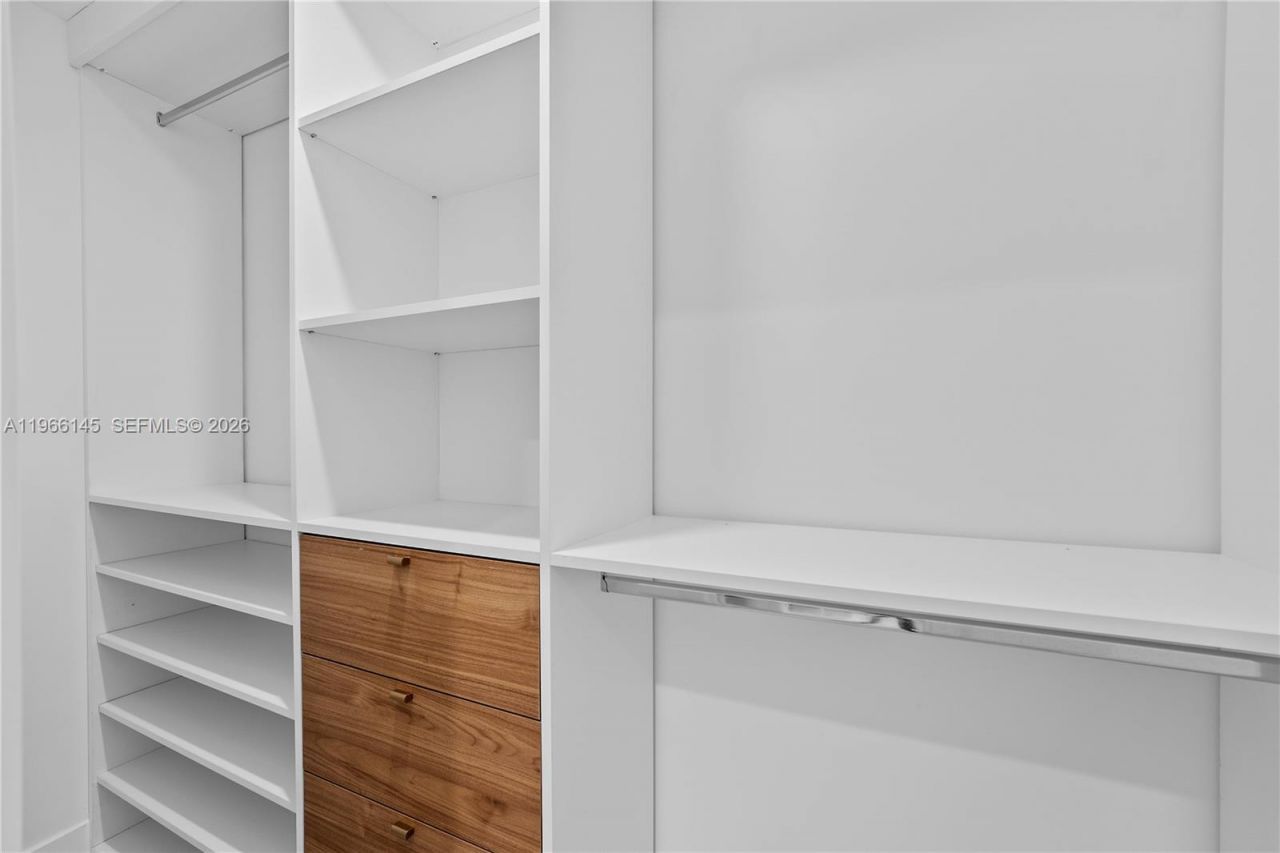 1420 SW 17th St , Miami, FL 33145 Photo