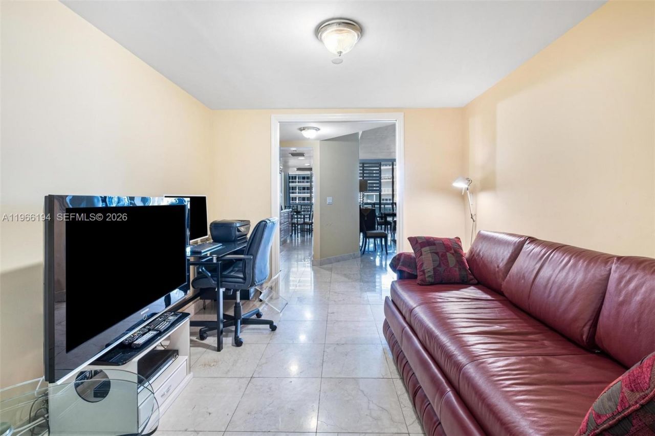 9595 Collins Ave, Unit N6-J, Surfside, FL 33154 Photo