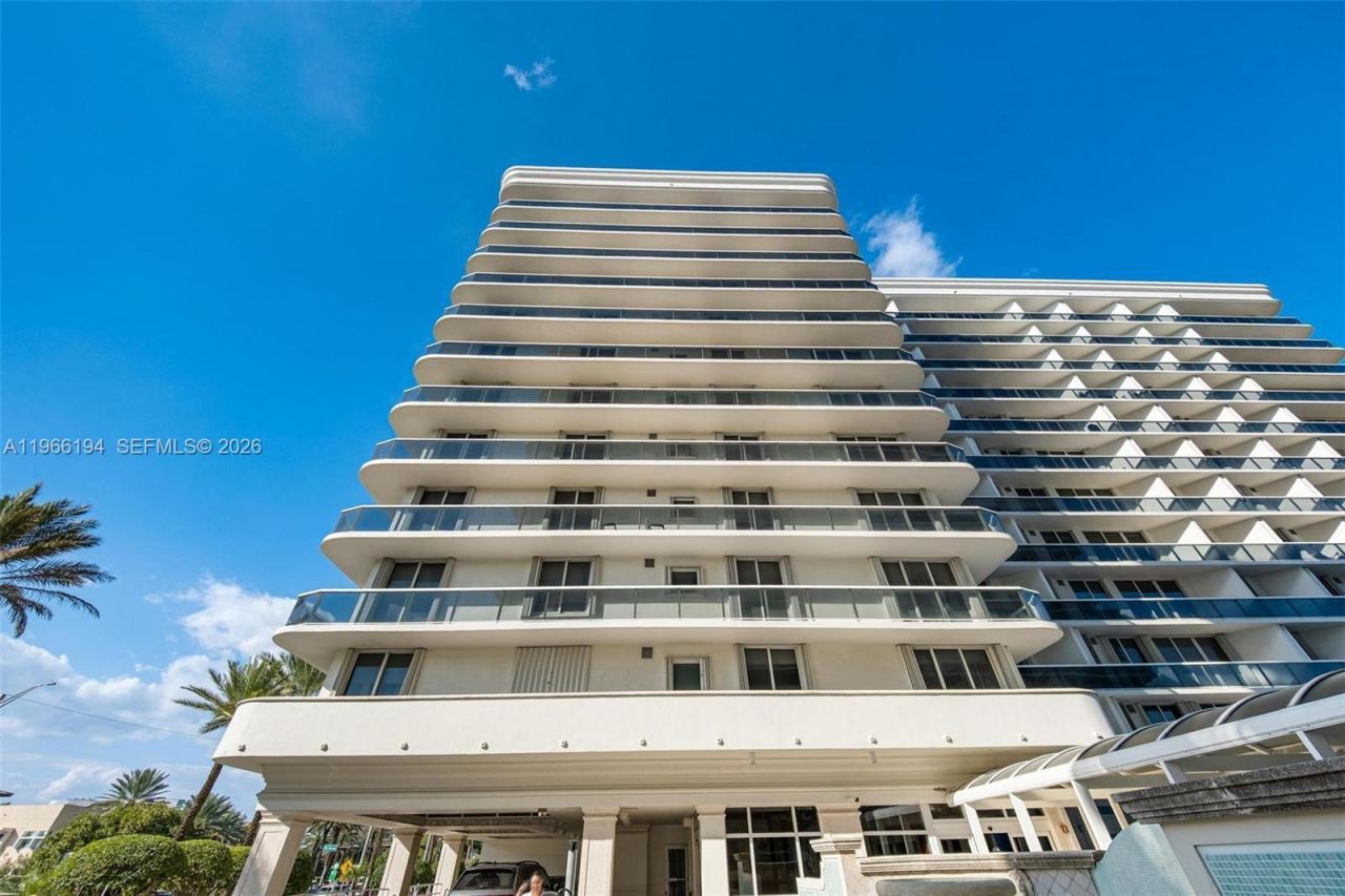 9595 Collins Ave, Unit N6-J, Surfside, FL 33154 Photo