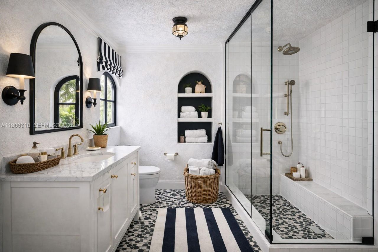 345 SW 36th Ave , Miami, FL 33135 Photo