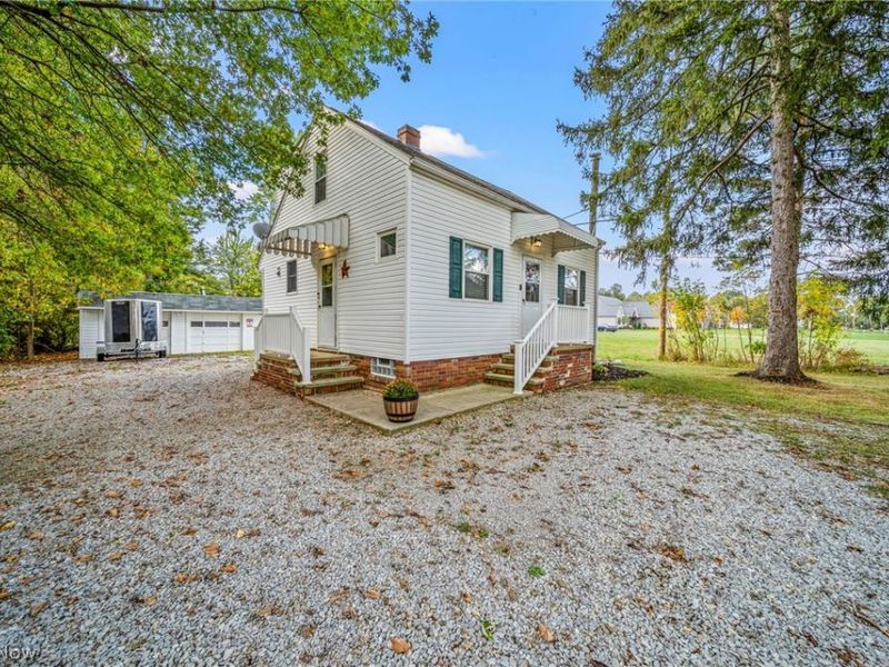 26571 Sprague Road, Columbia Station, OH 44028 Photo 2