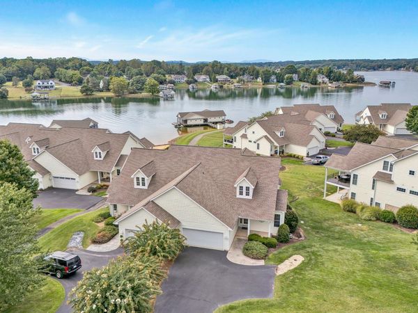 355 Haley Scott DR , Union Hall, VA 24176