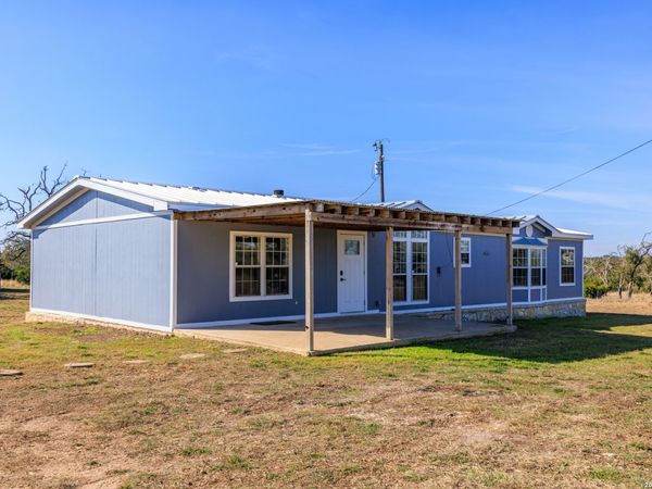 56 Rocky Top Rd, Harper, TX 78631