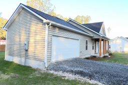 55 Clara Court photo 4