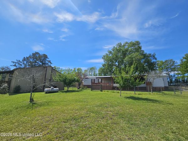 144 Harlan Davis Road, Lumberton, MS 39455