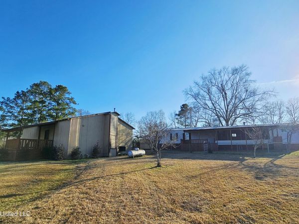 144 Harlan Davis Road, Lumberton, MS 39455