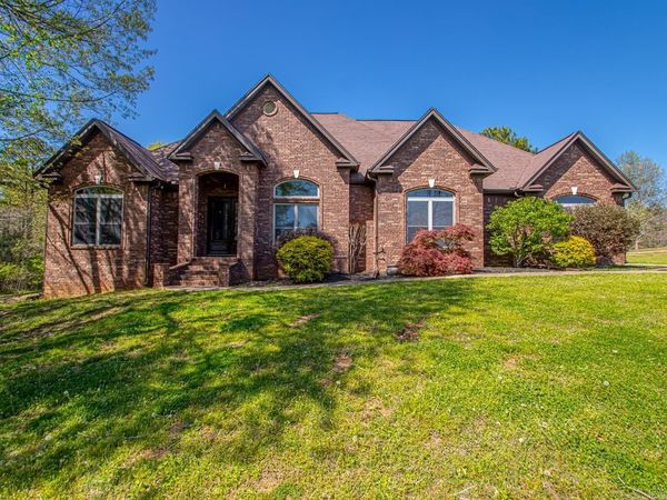 522 Valley Hill Drive, Benton, AR 72019