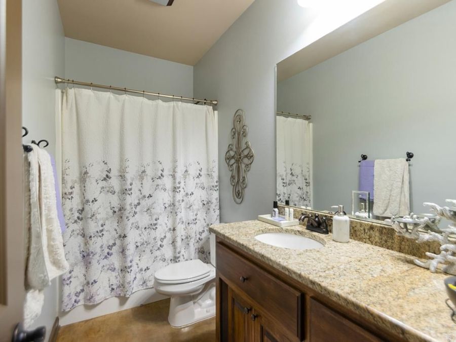 Property Image 41